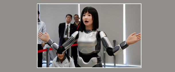 Жапонияда қонақүйде қонақтарға роботтар қызмет көрсетеді